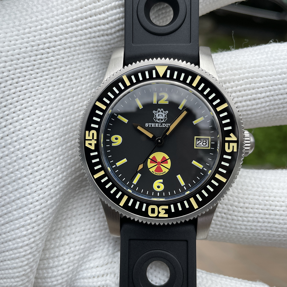 STEELDIVE Offiicial SD1952T Top Brand 300M Waterproof NH35 Automatic Mens Dive Watch