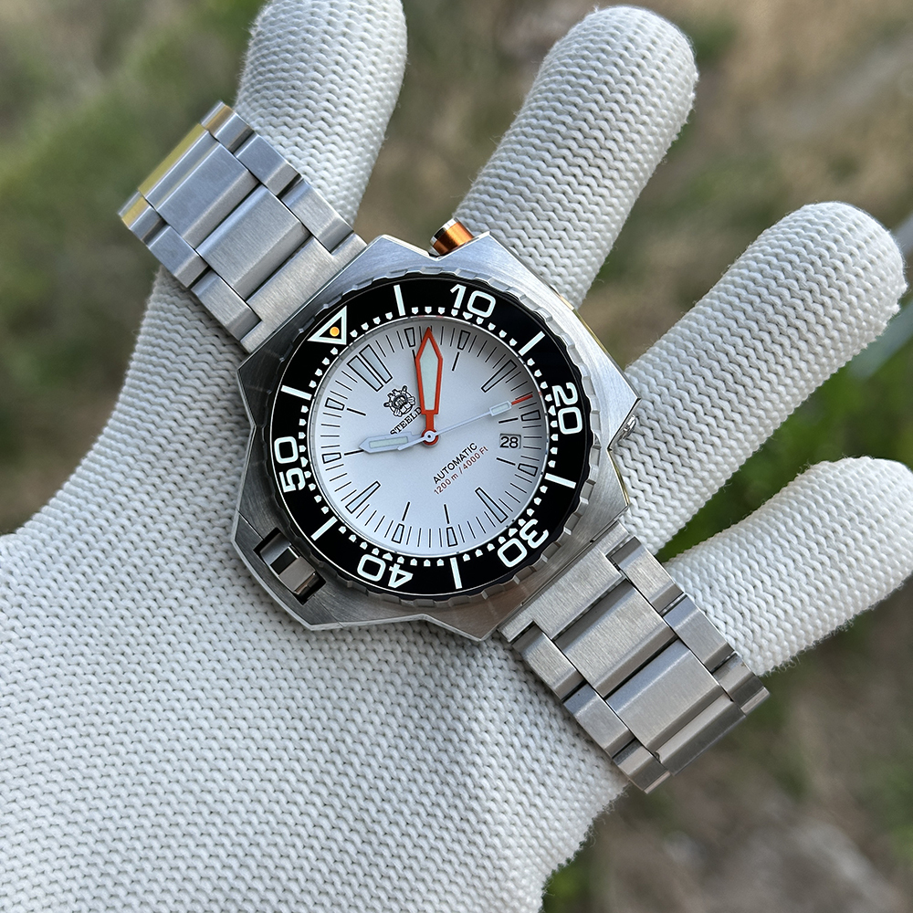 STEELDIVE SD1969 White Dial | 56mm Case | Japan NH35 Automatic