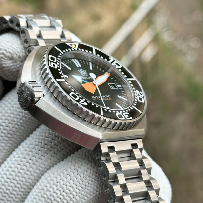 Steeldive SD1985 Sapphire Glass With AR Coating