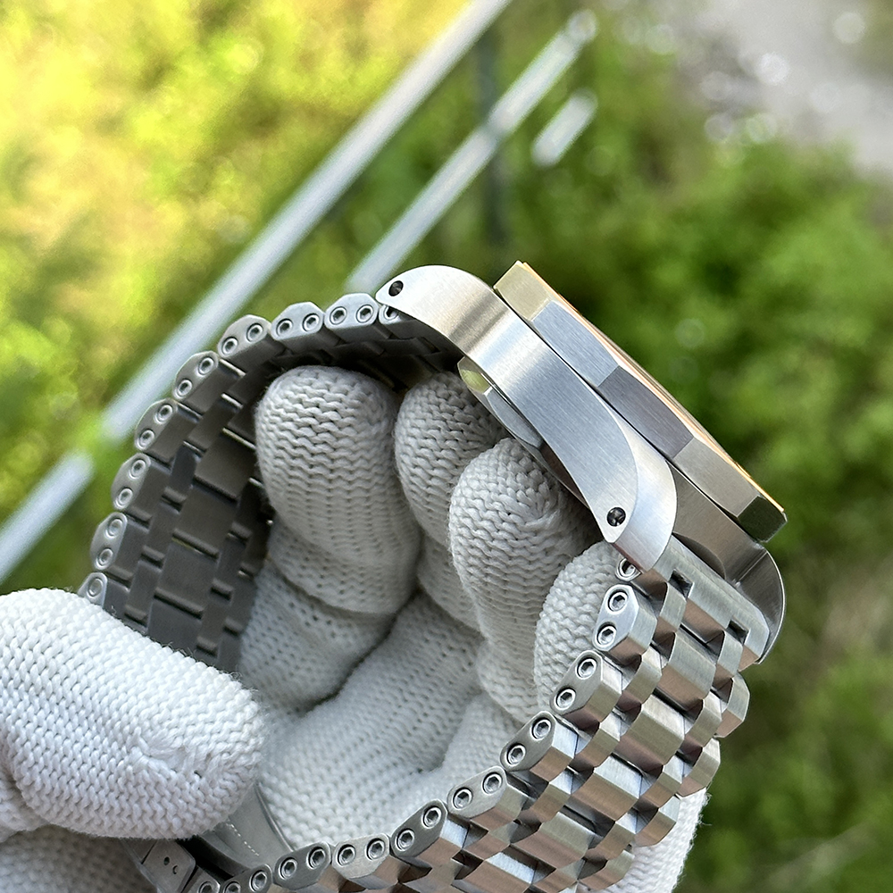 STEELDIVE Official SD2211 ST2130 Automatic Dive Watch on Tank Bracelet