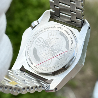 STEELDIVE Official SD2211 ST2130 Automatic Dive Watch on Tank Bracelet