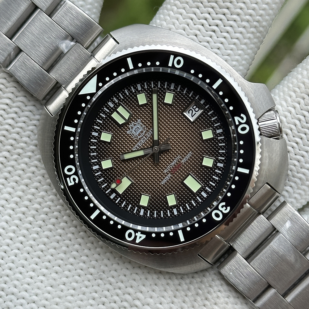 STEELDIVE SD1970F Brown Turtle /Official Store Supply