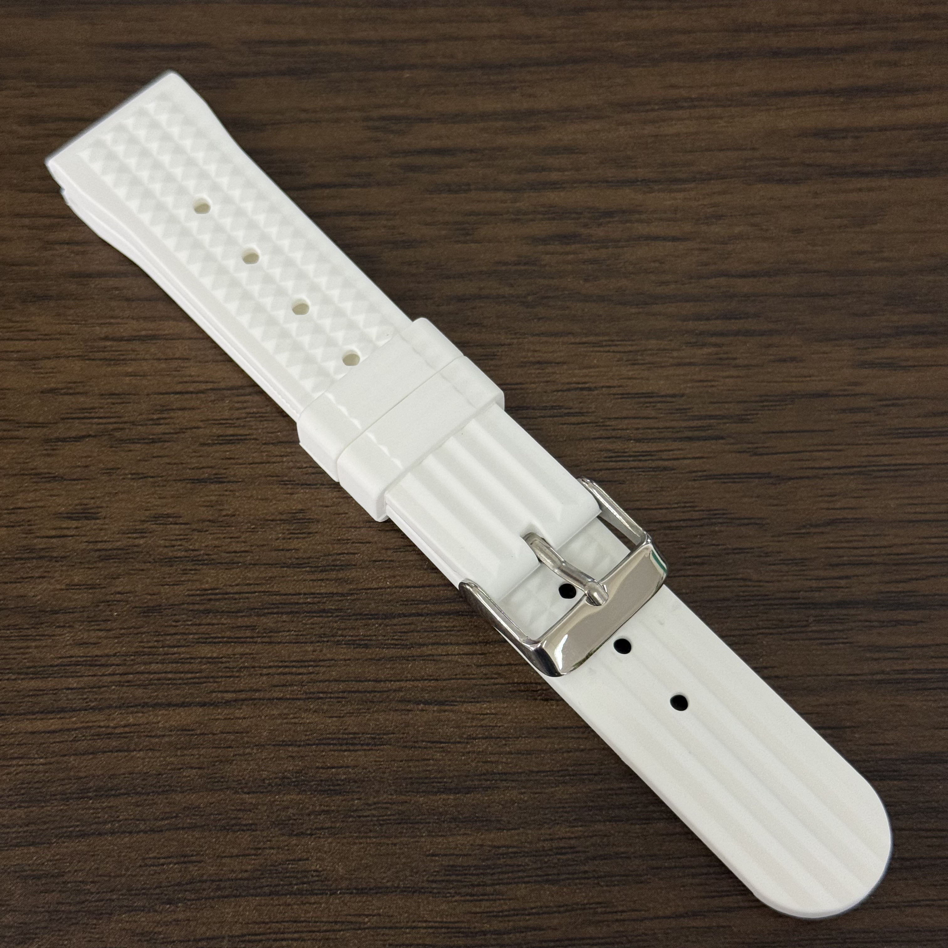 STEELDIVE Official No Logo 20mm Soft White Silicone Replacement Strap 