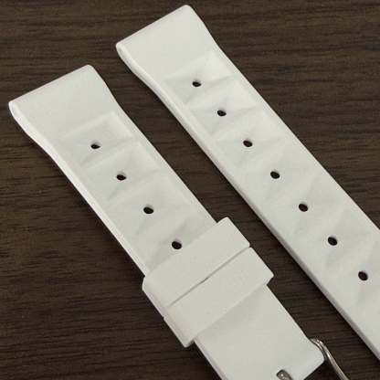 STEELDIVE Official No Logo 20mm Soft White Silicone Replacement Strap 