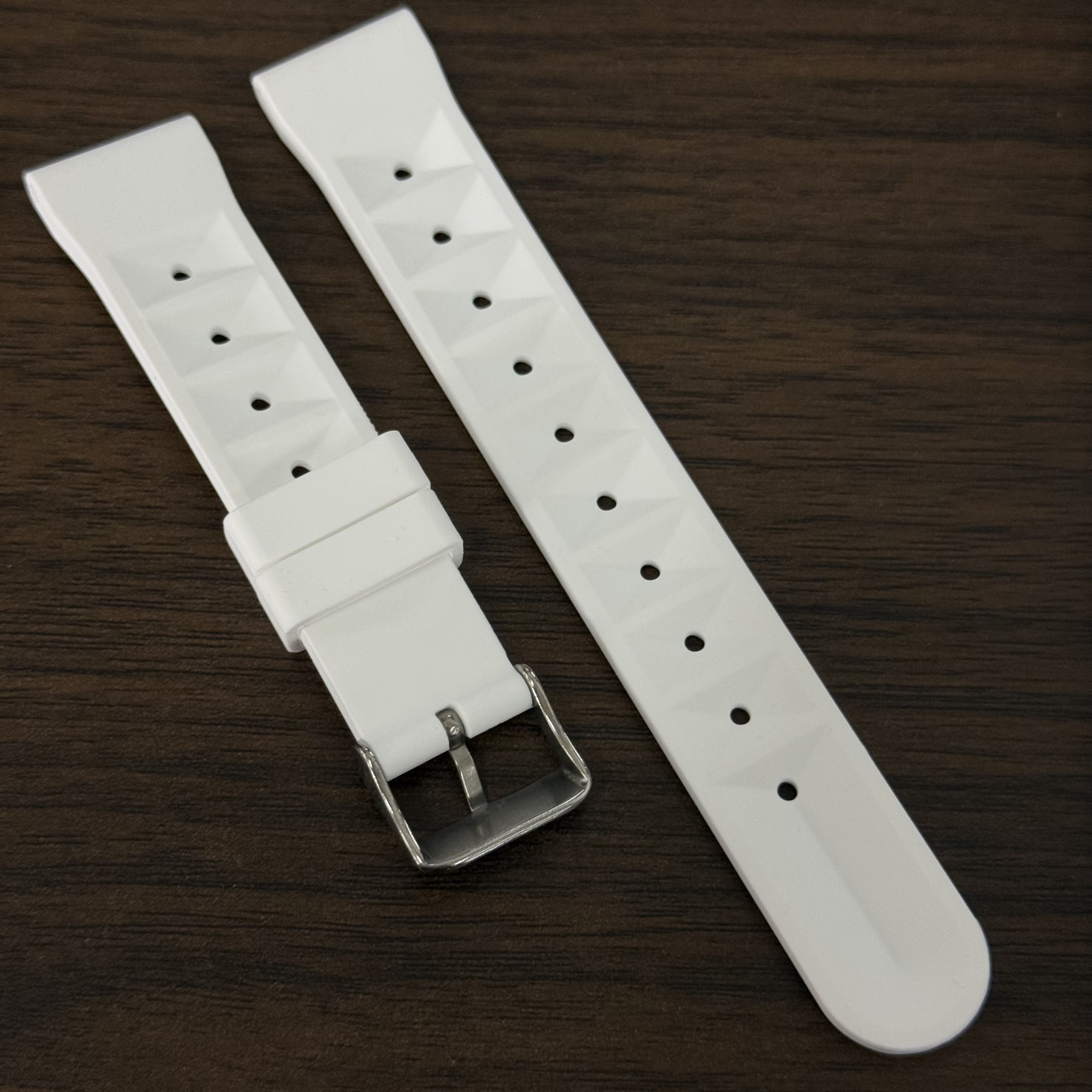STEELDIVE Official No Logo 20mm Soft White Silicone Replacement Strap 