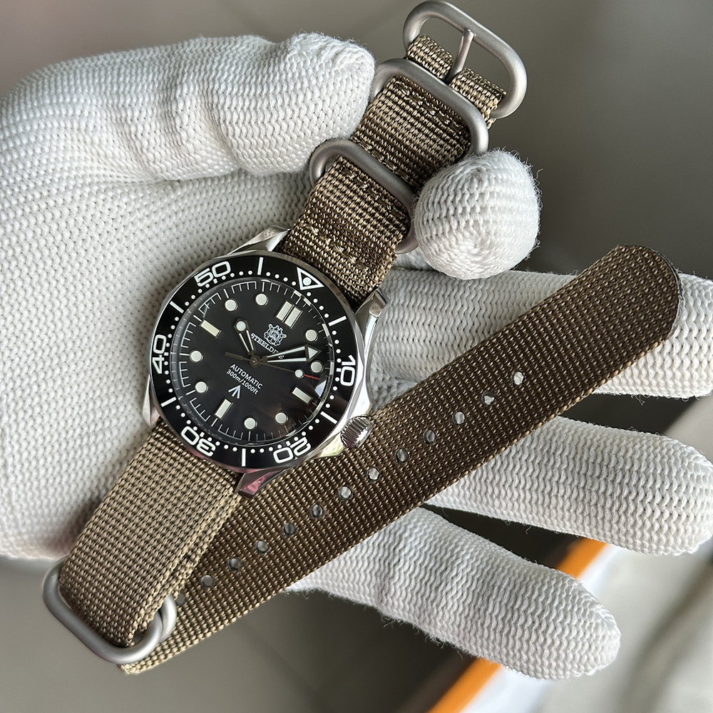 STEELDIVE Offiical SD1957L NH35 Blue Luminous Sea Ghost Watch 300m Waterproof