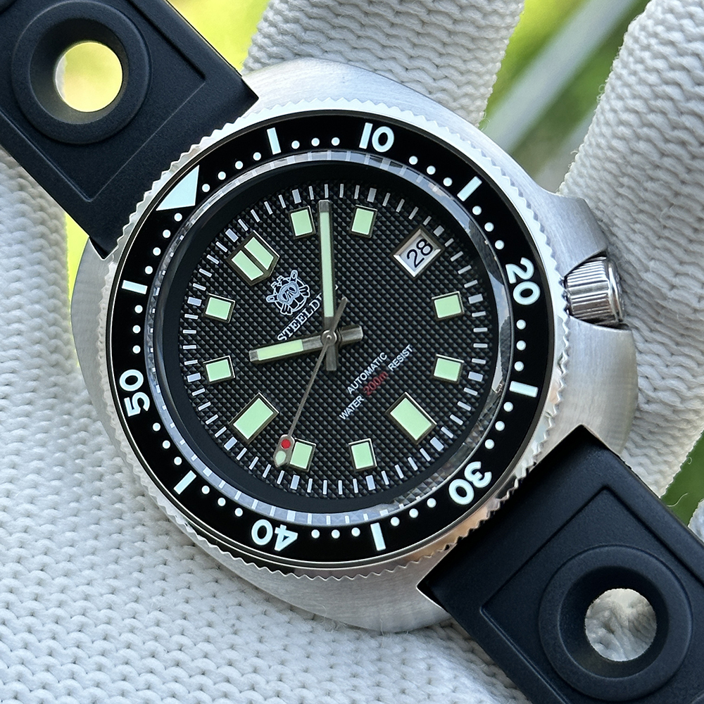 STEELDIVE Official SD1970F New Arrival 2026/ Japan NH35 Automatic 