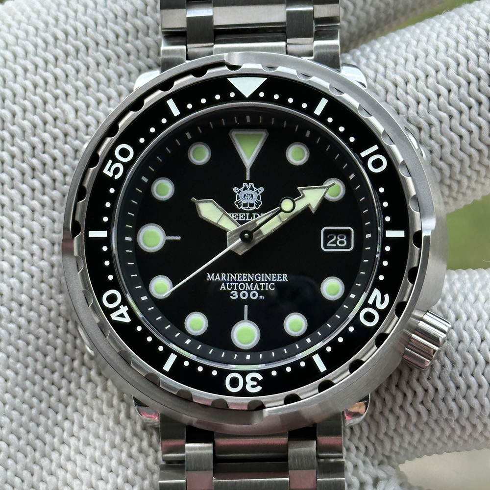STEELDIVE Official SD1975K Japan NH35 Black Tuna Watch on Tank Bracelet