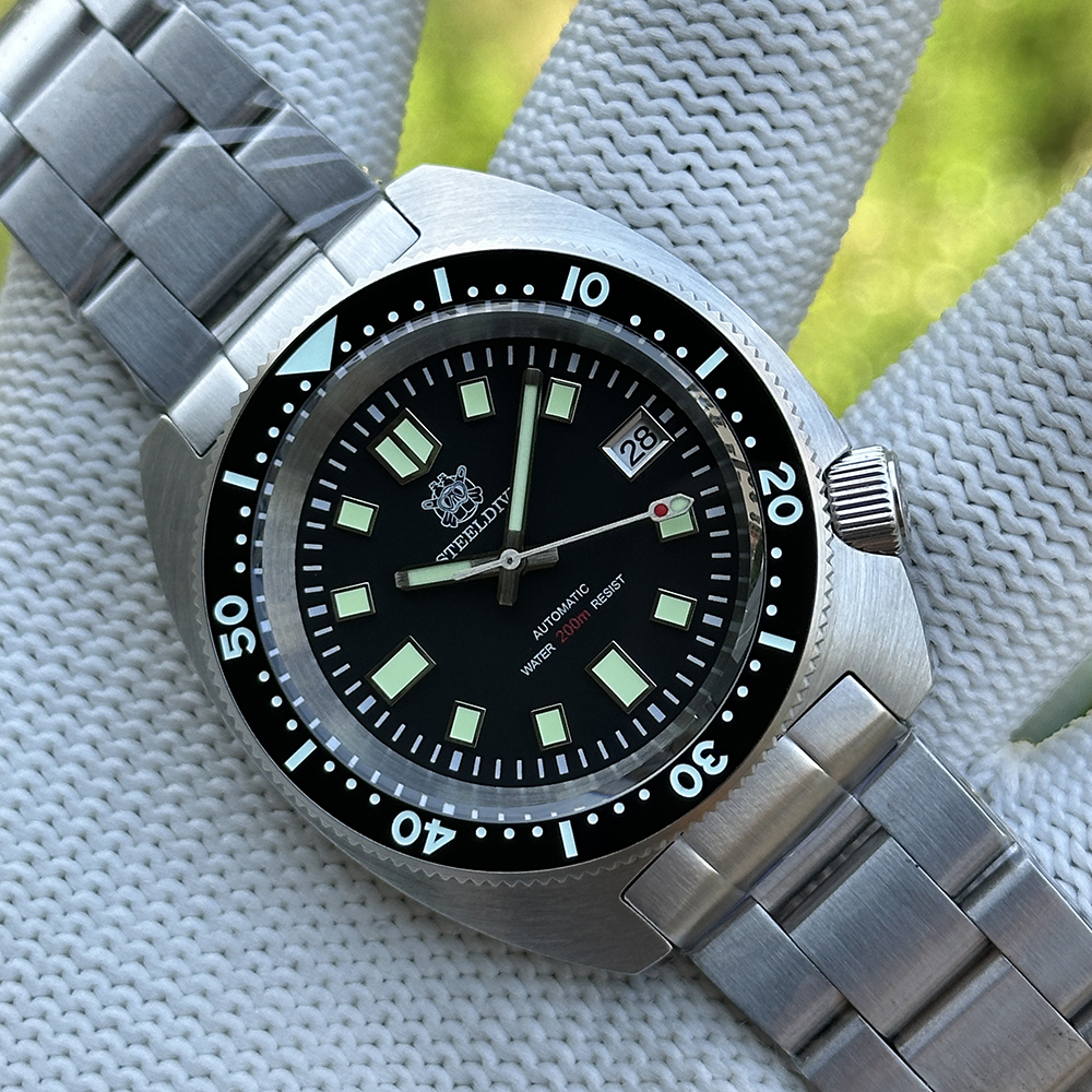 STEELDIVE Official SD1977 42mm 6105/8000 Slim Turtle on Bracelet