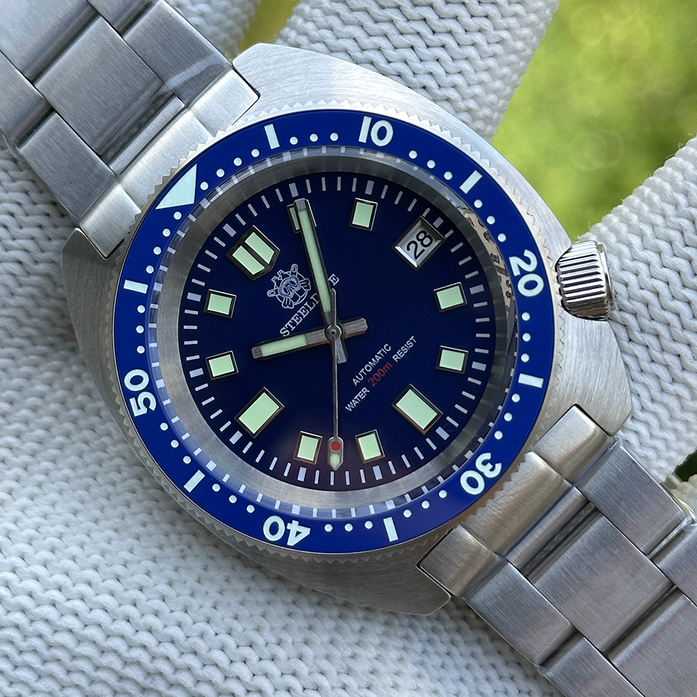 STEELDIVE Official SD1977 42mm 6105/8000 Slim Turtle on Bracelet