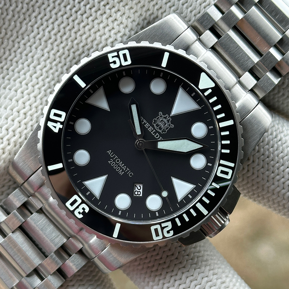STEELDIVE SD1987 Blue Luminous 2000M Dive Watch | NH35 Automatic | Tank Bracelet