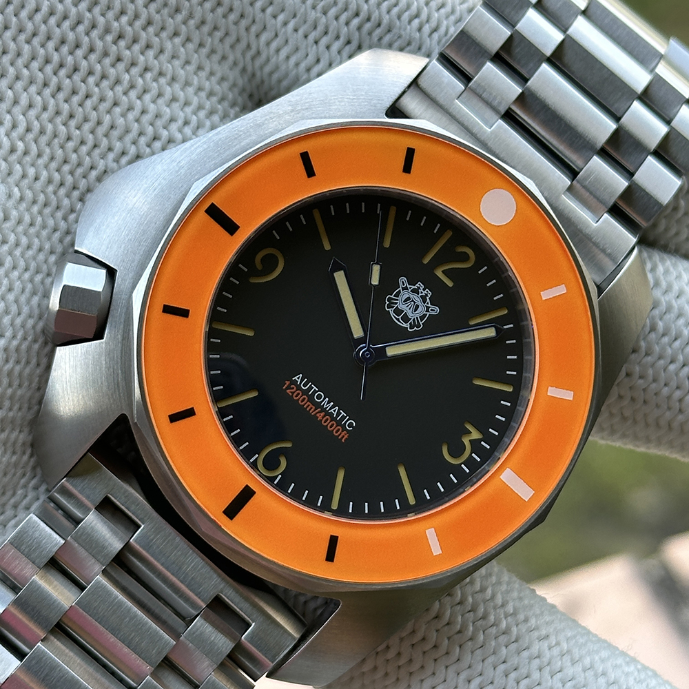 STEELDIVE Official SD2211 ST2130 Automatic Dive Watch on Tank Bracelet