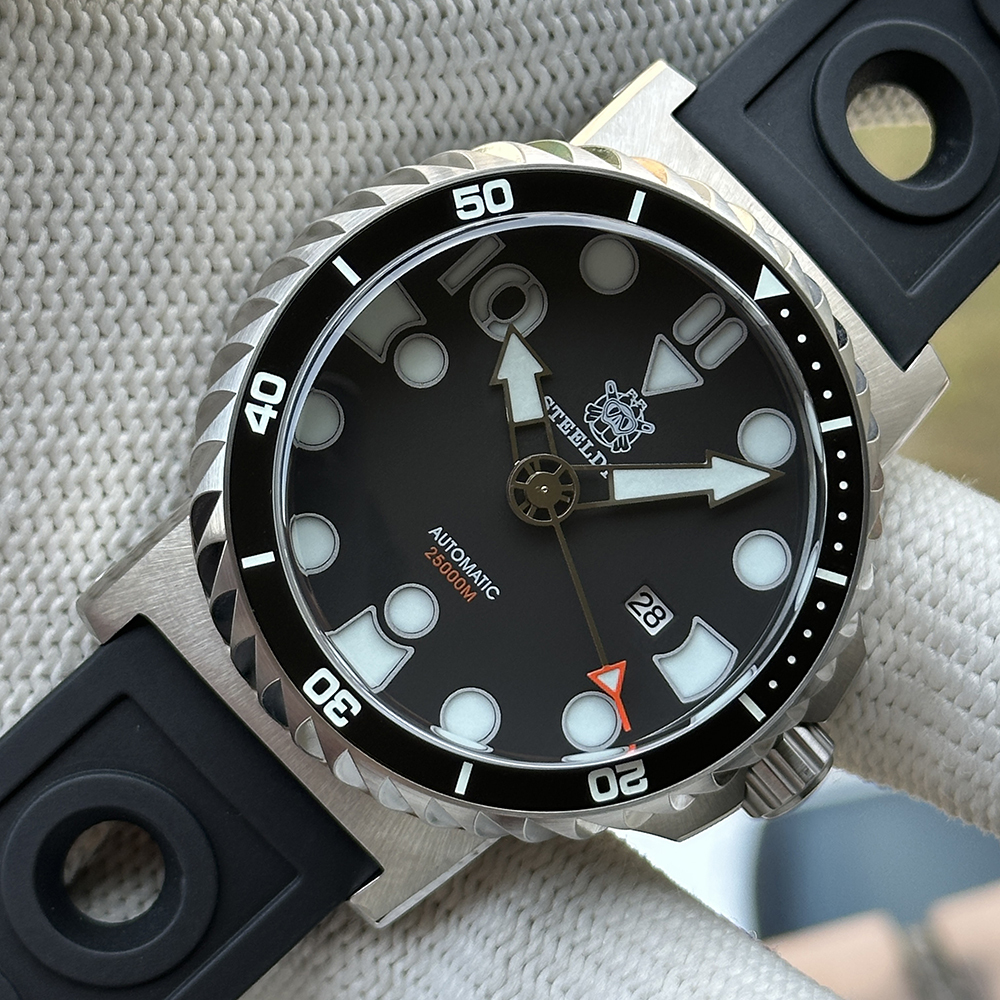 STEELDIVE Official SD1982H V2 / 46.5MM Oversize Japan NH35 Automatic Watch