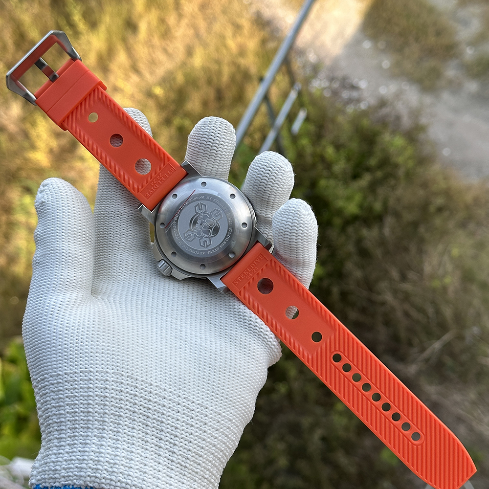 STEELDIVE Official SD1982H V2 / 46.5MM Oversize Japan NH35 Automatic Watch
