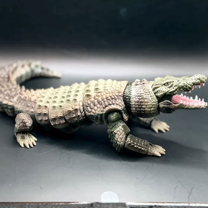3D Printed Realistic Articulating Saltwater Crocodile with Opening Mouth