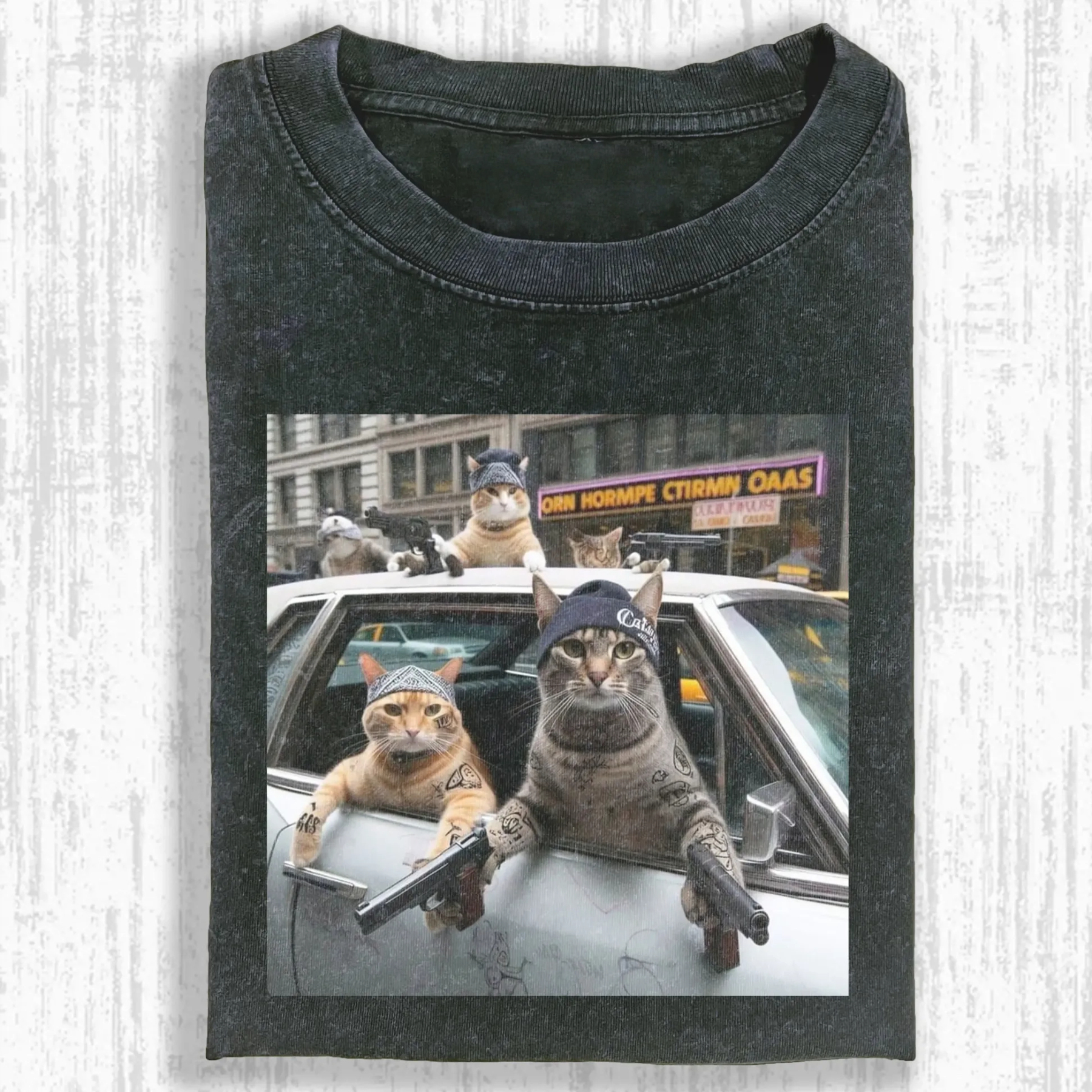 WACKY CAT T-SHIRT