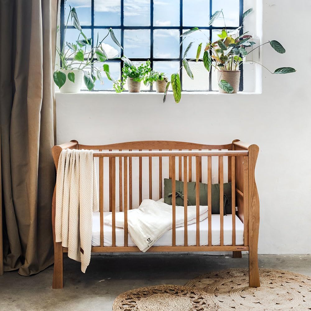 NEXAMARKET Noble Cot - Babybett - 120 x 60 cm - Rustikal, Vintage, Retrostil - höhenverstellbares Gitterbett - mit Lattenrost und herausnehmbaren Sprossen - Kiefernholz - Natürlich - Hellbraun