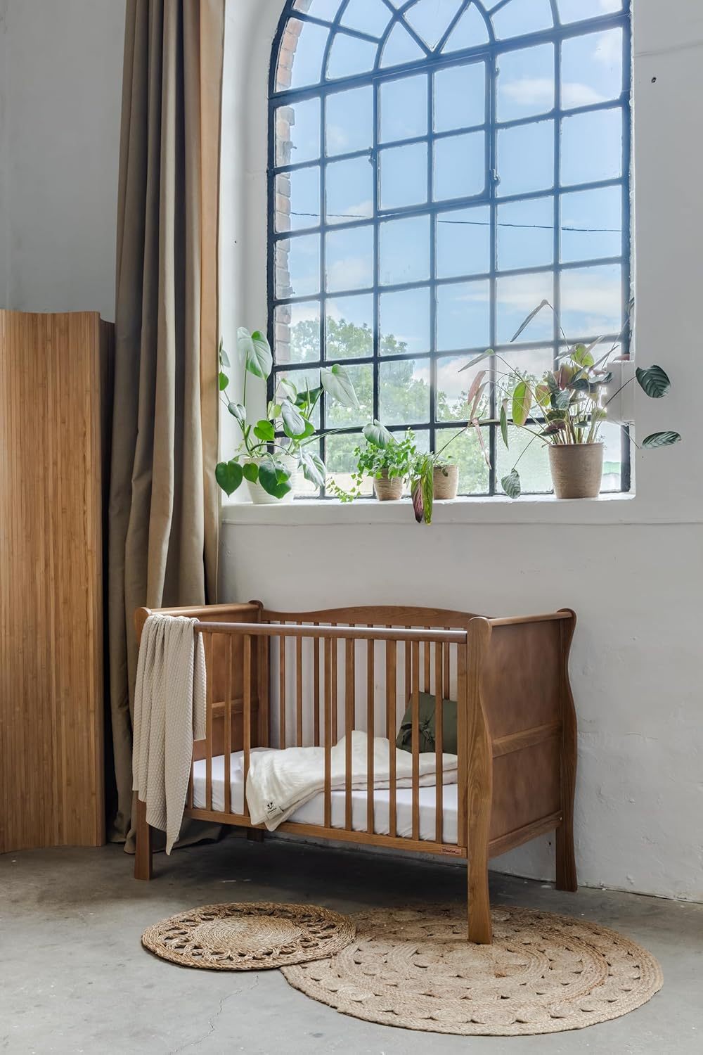 NEXAMARKET Noble Cot - Babybett - 120 x 60 cm - Rustikal, Vintage, Retrostil - höhenverstellbares Gitterbett - mit Lattenrost und herausnehmbaren Sprossen - Kiefernholz - Natürlich - Hellbraun