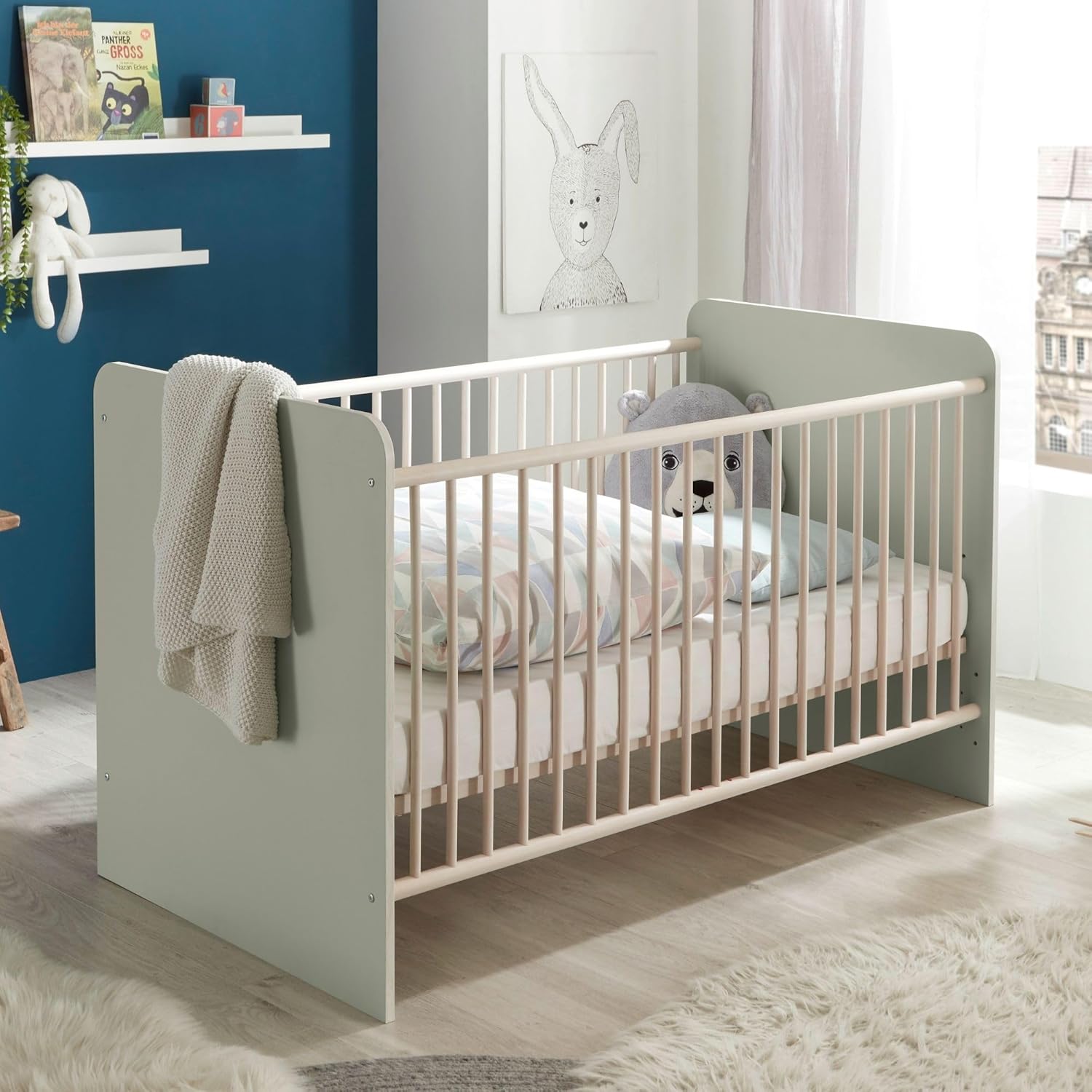 NEXAMARKET PRIZZI Sicheres Babybett 70x140 cm in Pastellgrün/Aurum Optik - Funktionales Baby Gitterbett mit höhenverstellbarem Lattenrost - 78 x 88 x 143 cm (B/H/T)