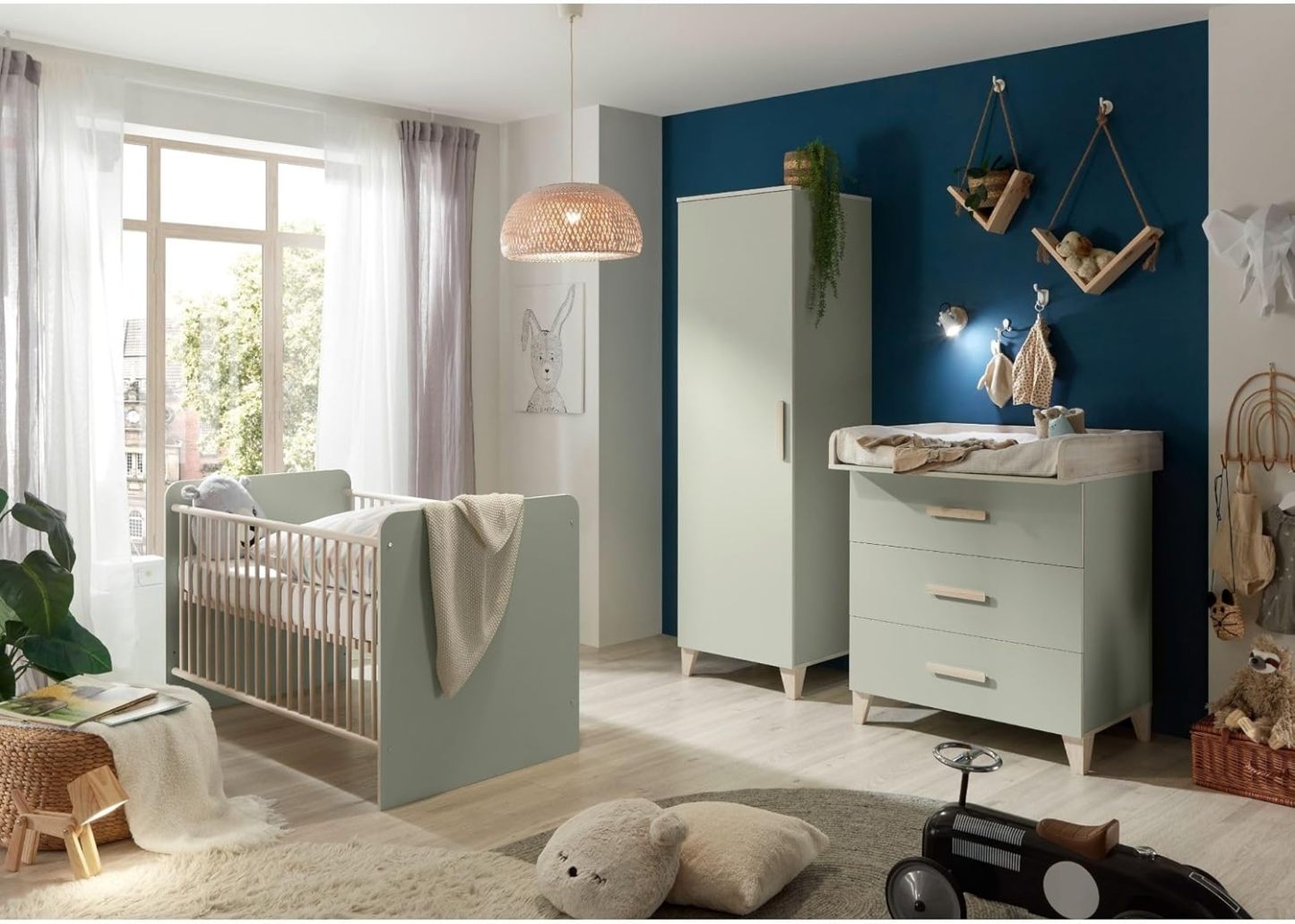 NEXAMARKET PRIZZI Sicheres Babybett 70x140 cm in Pastellgrün/Aurum Optik - Funktionales Baby Gitterbett mit höhenverstellbarem Lattenrost - 78 x 88 x 143 cm (B/H/T)