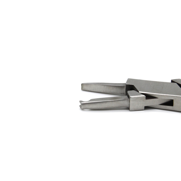 Reparaturzange zur Einstellung des Spiegelrahmens