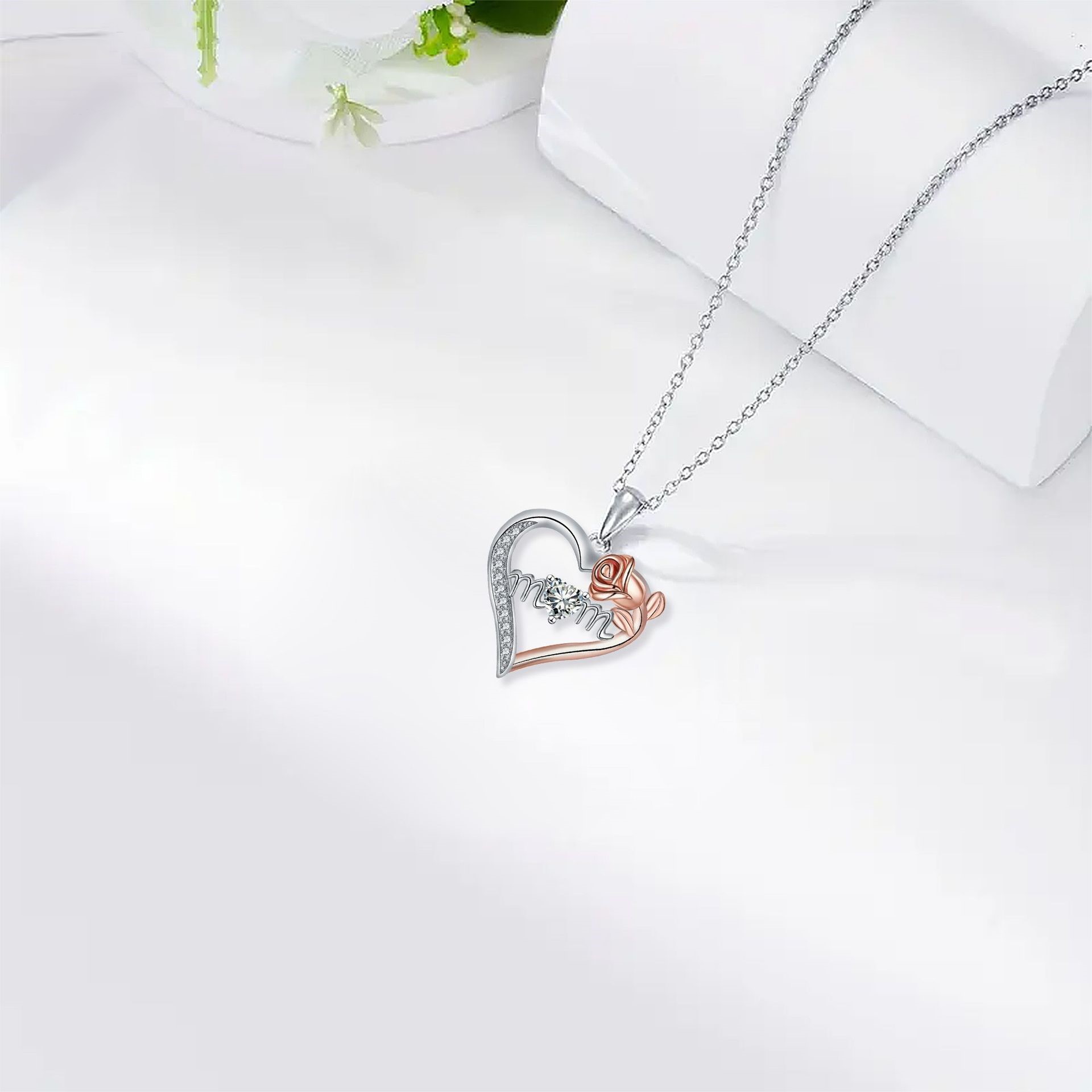 Best-Selling Heart-Shaped Mom Pendant, Mother's Day Rose Necklace, The Perfect Mother'S Day Gift