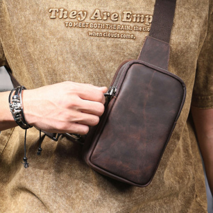 Retro Leather Crossbody Phone Bag - Men's Chest Sling Pack