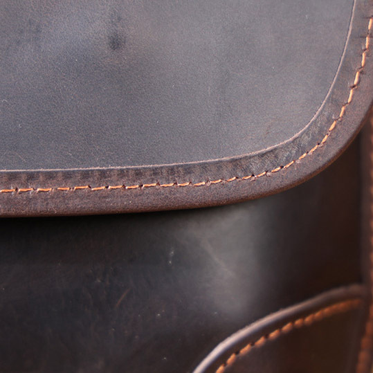 Compact Leather Crossbody Phone Bag - Men's Minimalist Chest Pack