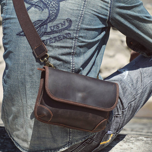 Compact Leather Crossbody Phone Bag - Men's Minimalist Chest Pack