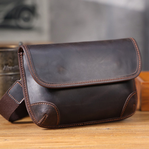 Compact Leather Crossbody Phone Bag - Men's Minimalist Chest Pack