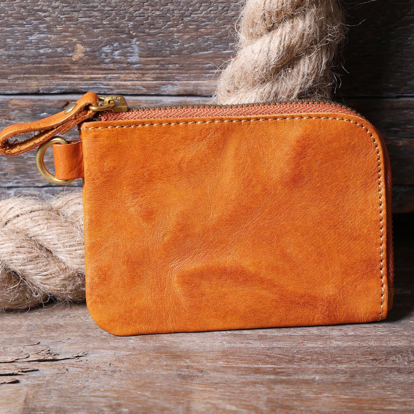 Mini Leather Keychain Wallet - Zippered Key Pouch with YKK Zipper (Black, Olive, Sunset)YHZD517351