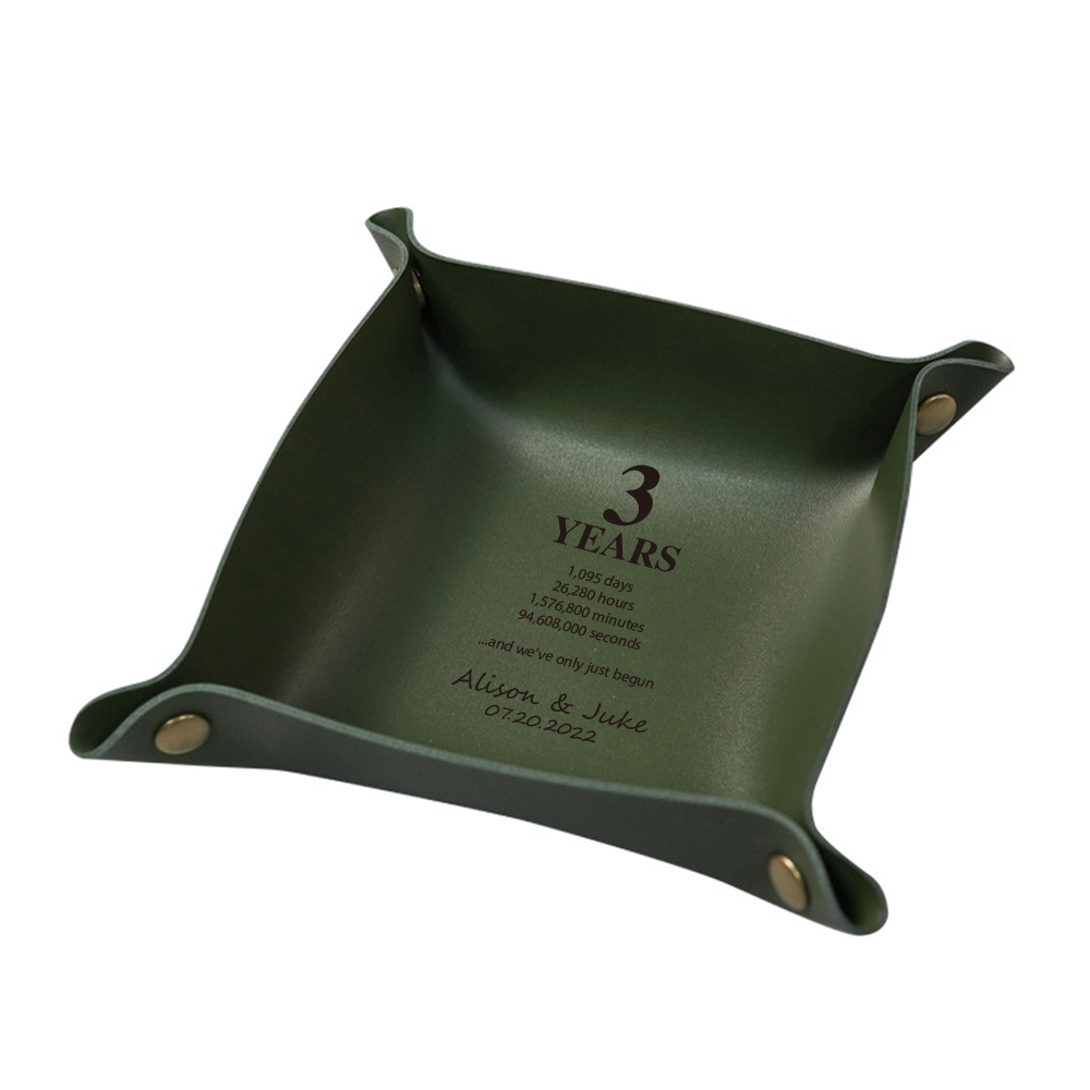 Custom Leather Tray, Square Leather Tray for Keys, Cosmetics, Jewelry, 3rd Anniversary Leather Gift (15/20/25cm, Multi-Color)