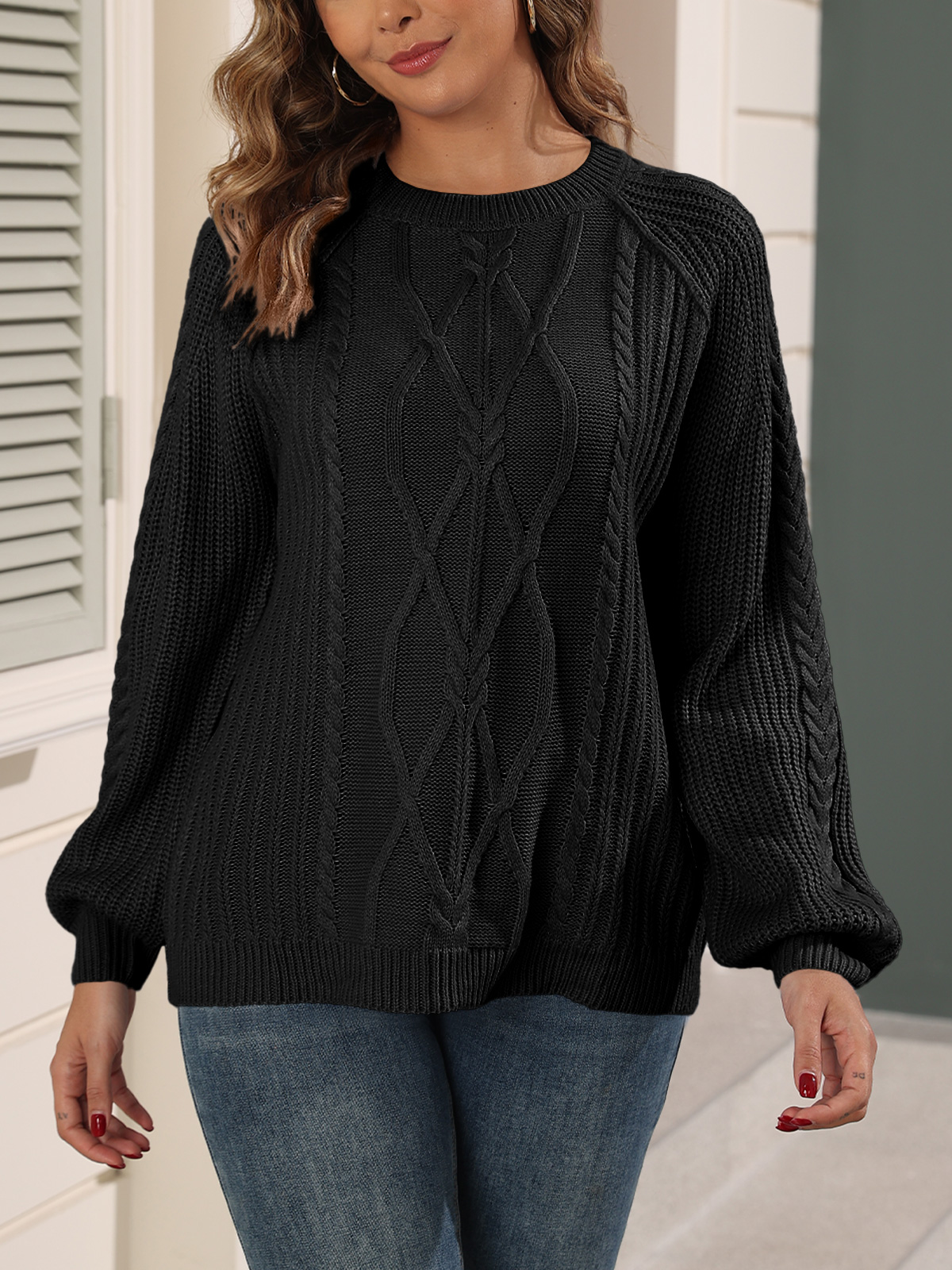 Womens Chunky Cable Knit Pullover 252313