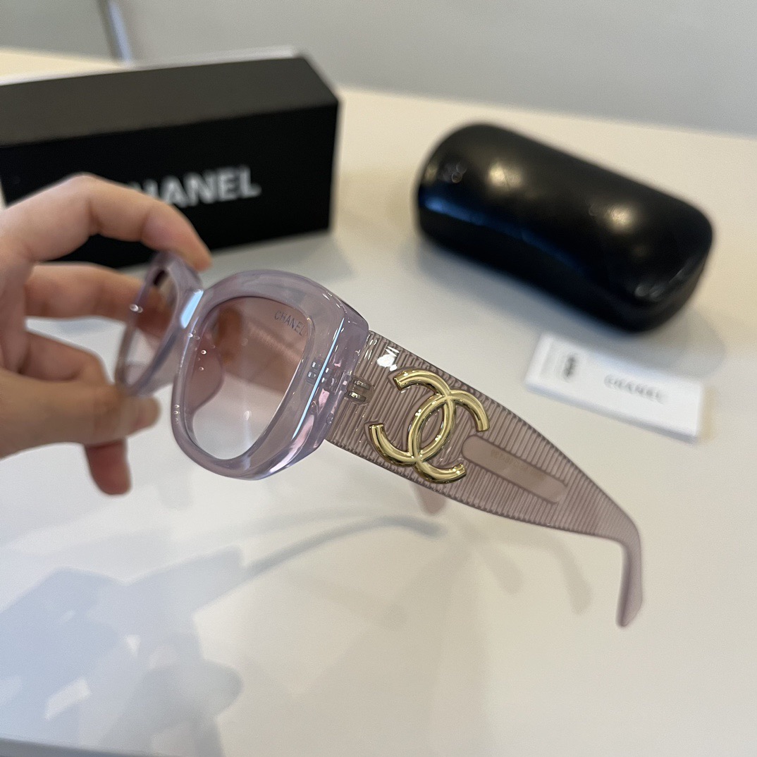 chanel--Sunglasses