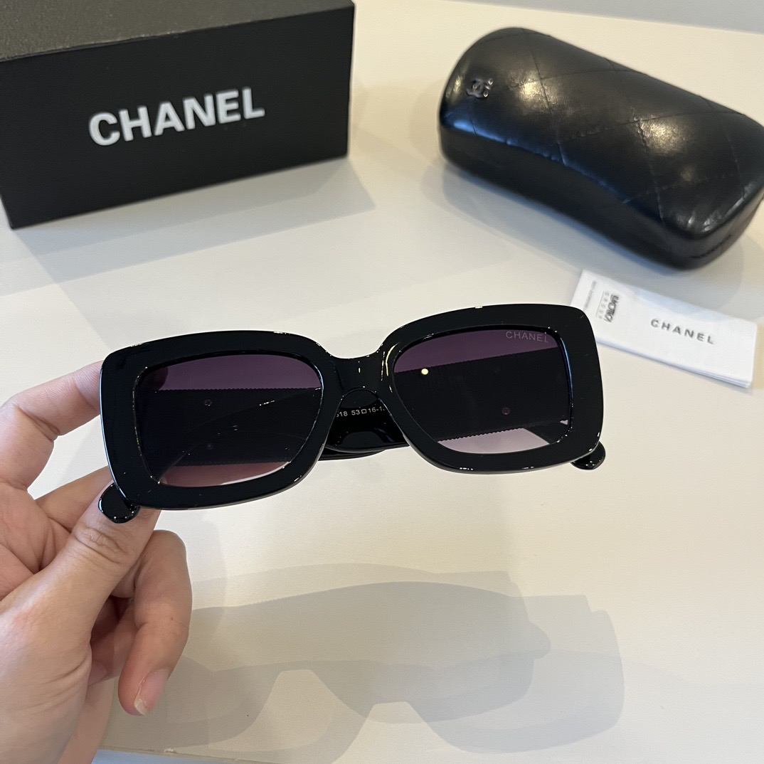 chanel--Sunglasses