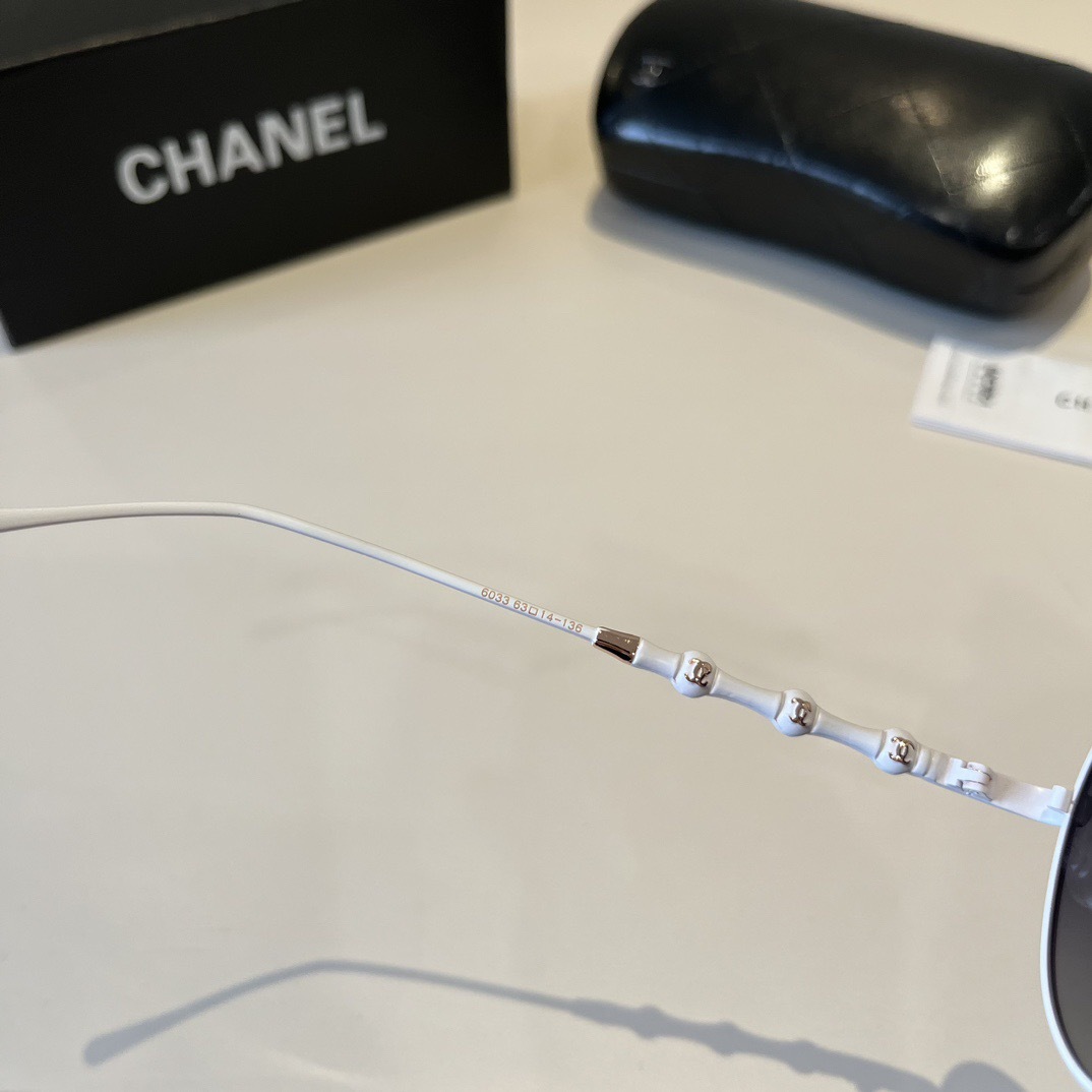 chanel--Sunglasses