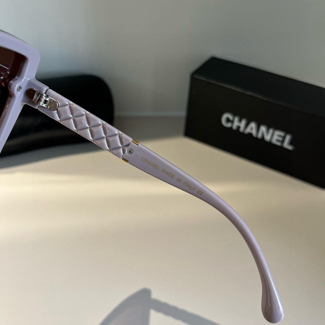 chanel--Sunglasses