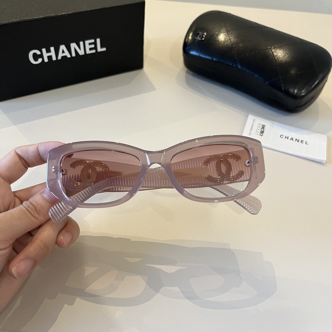 chanel--Sunglasses