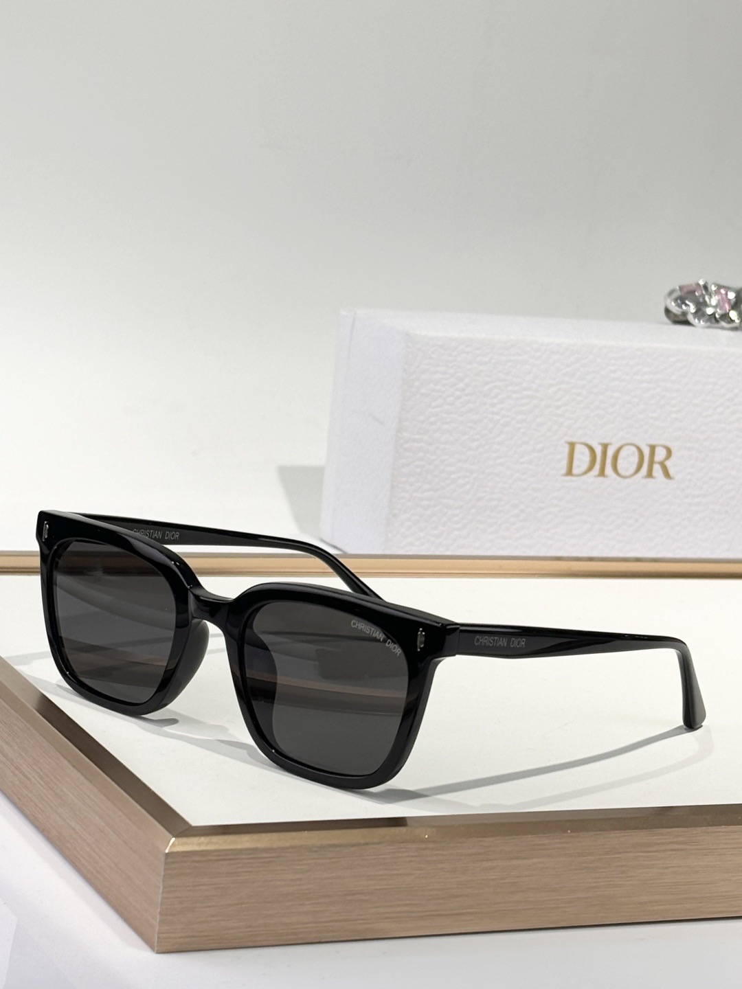 dior-sunglasses