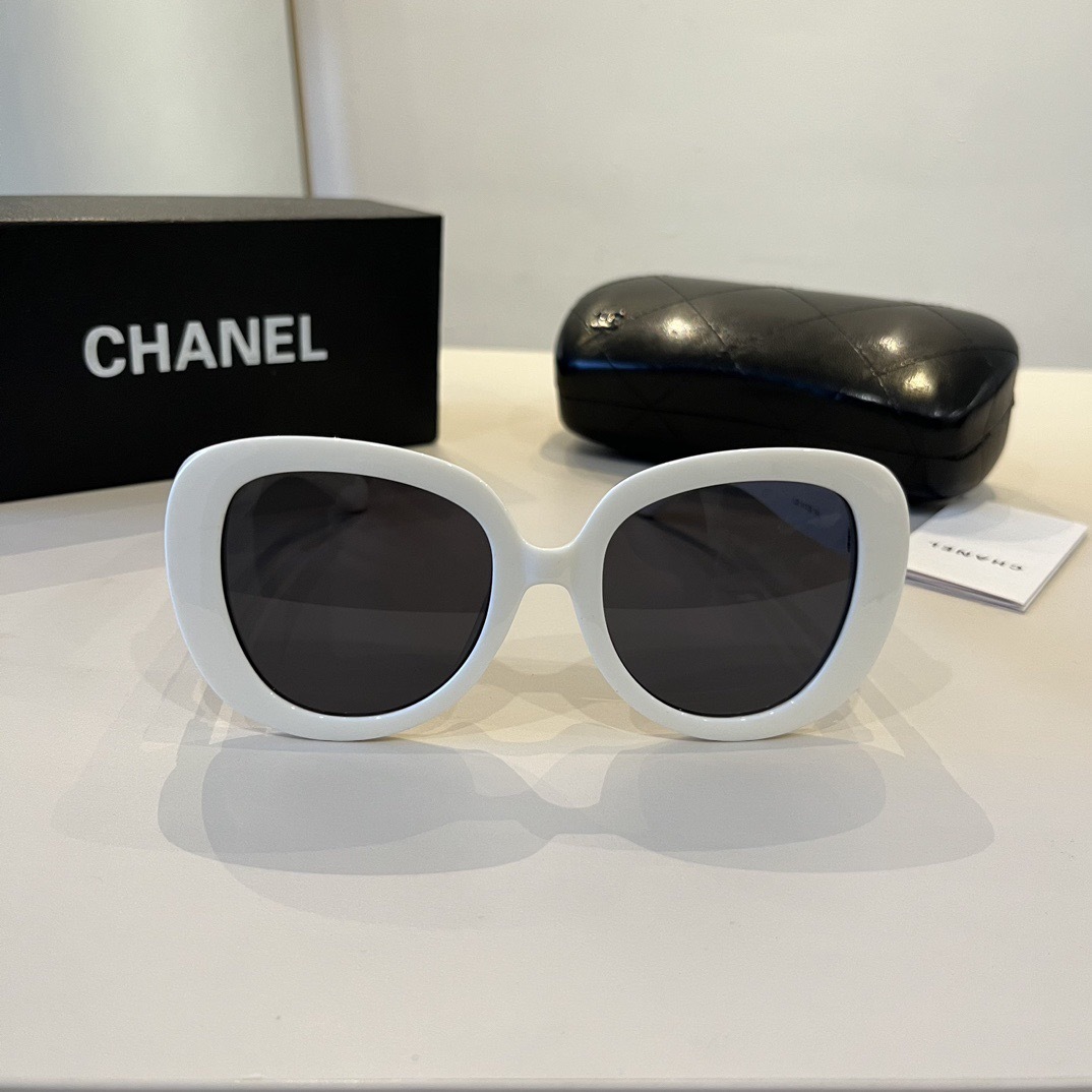 chanel--Sunglasses