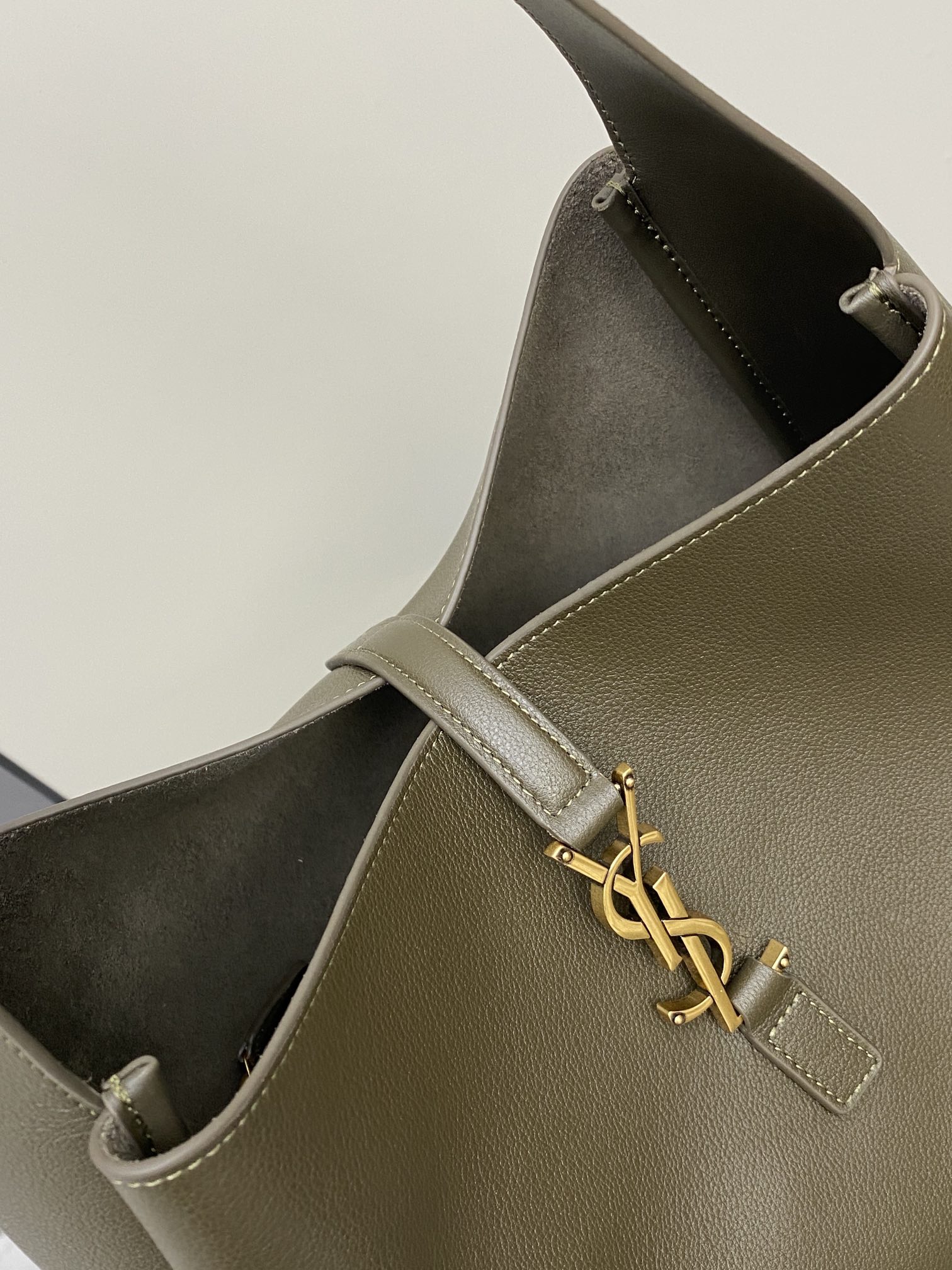 ysl