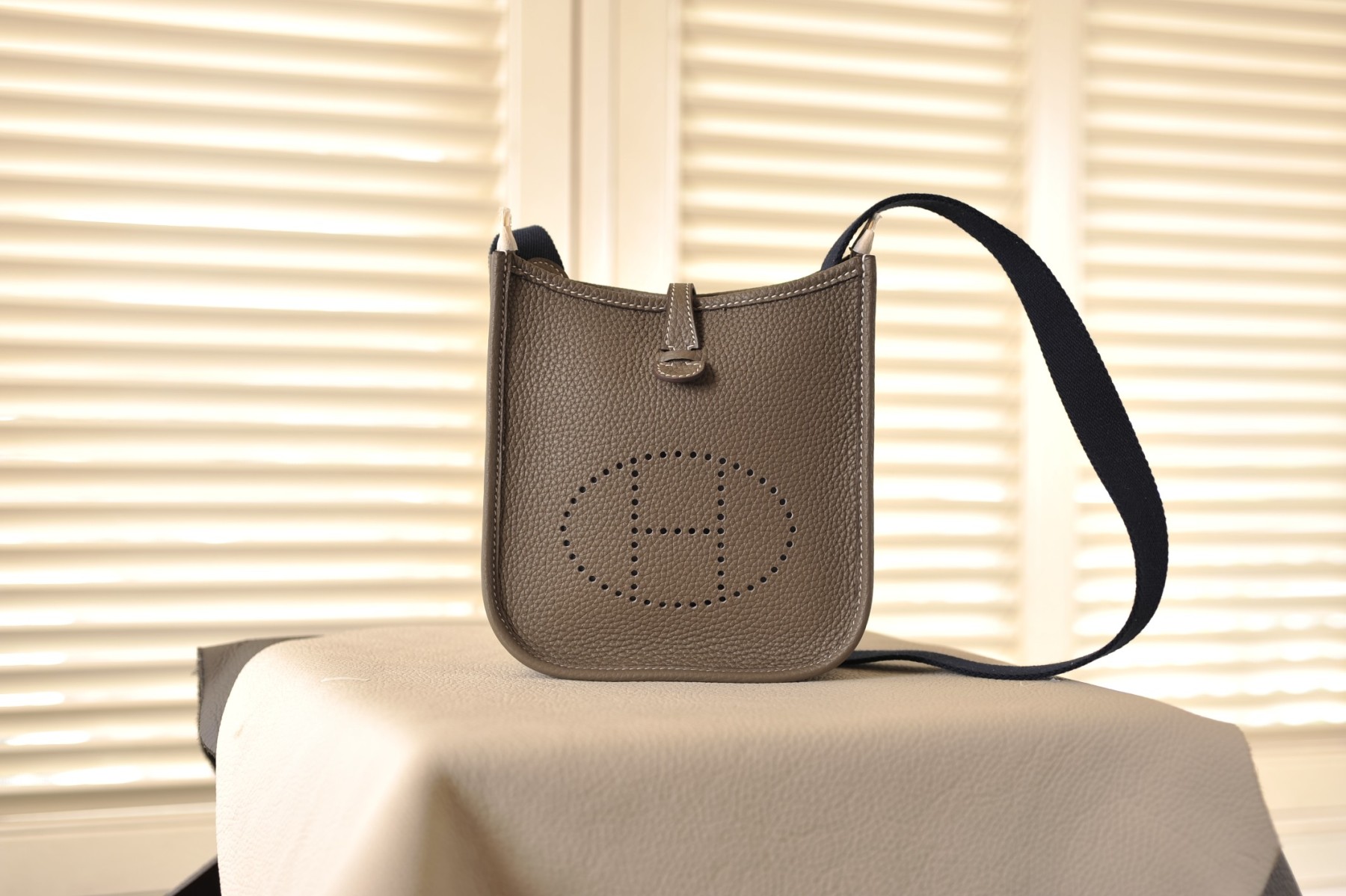 Evelyn Elephant Grey
