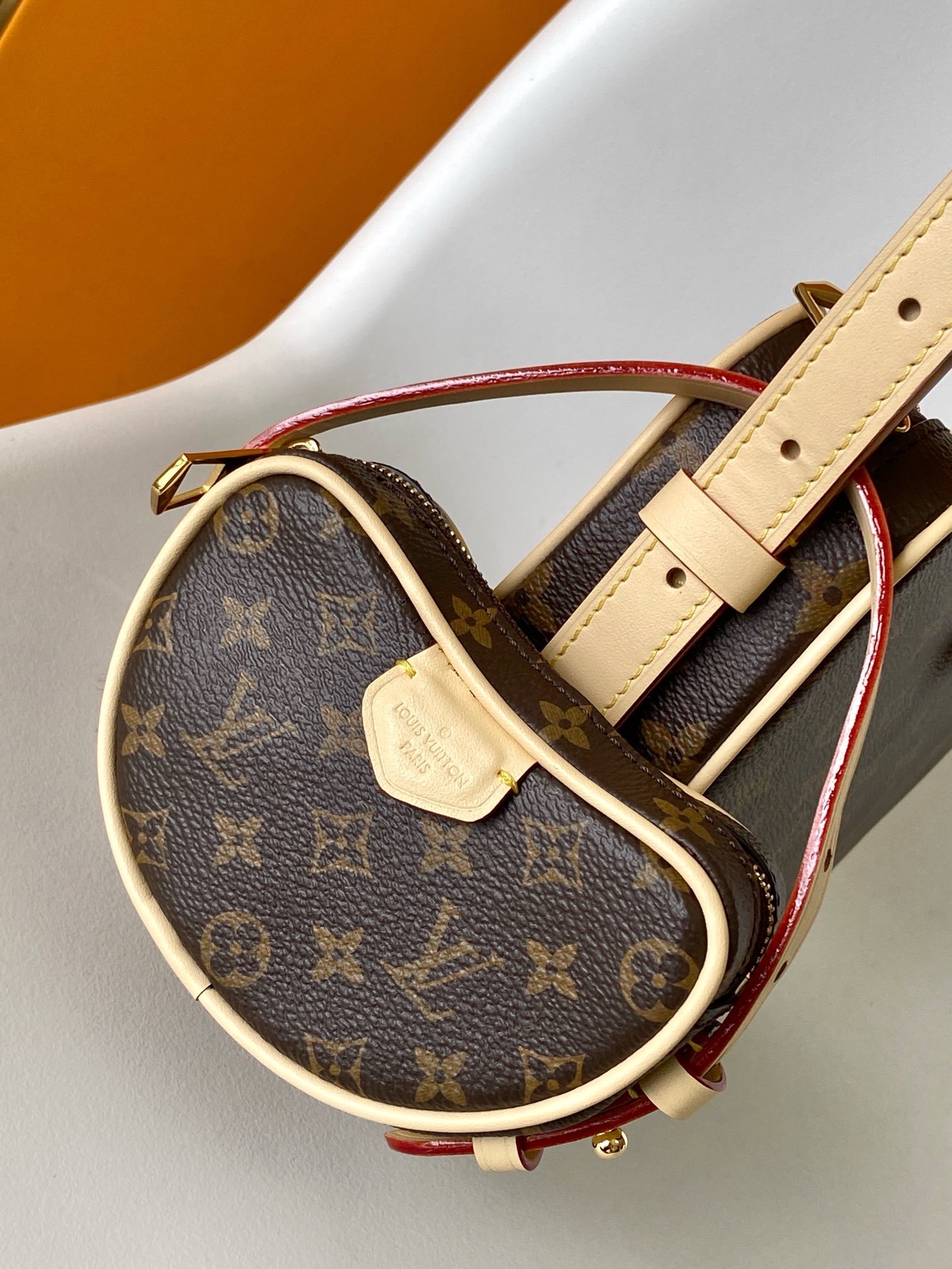 lv