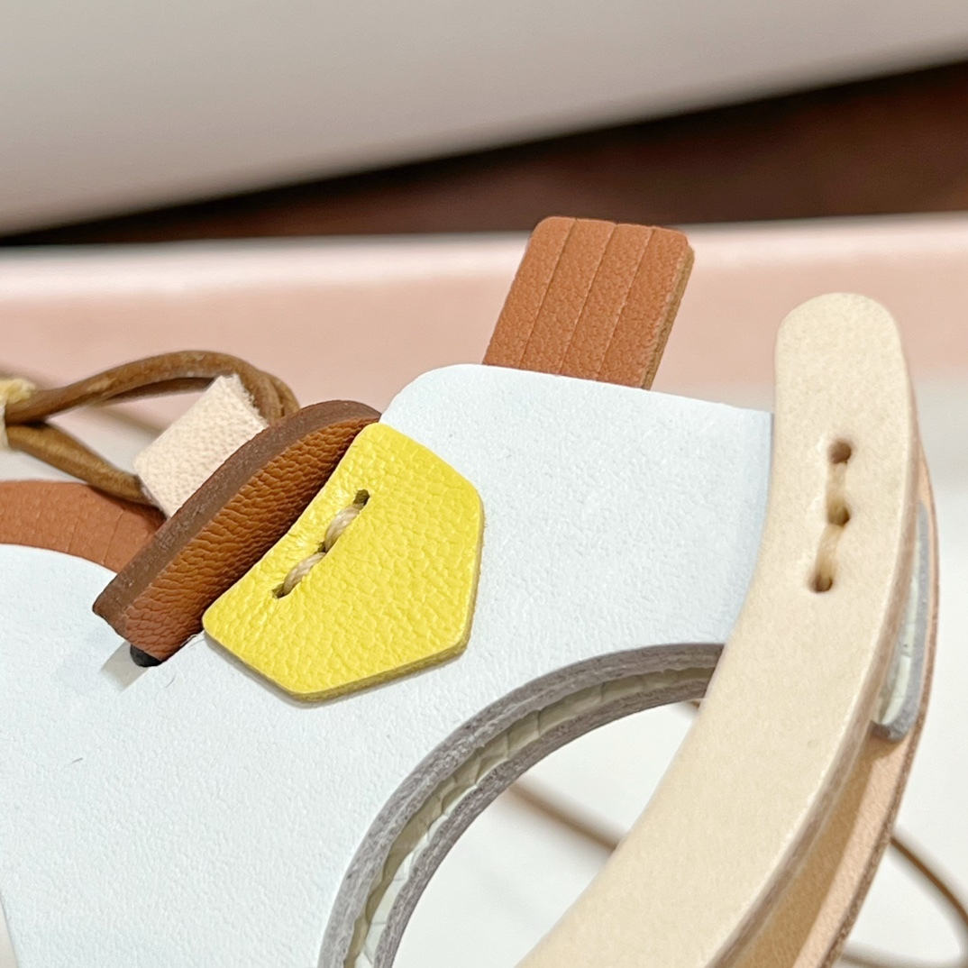 hermes Small pendant