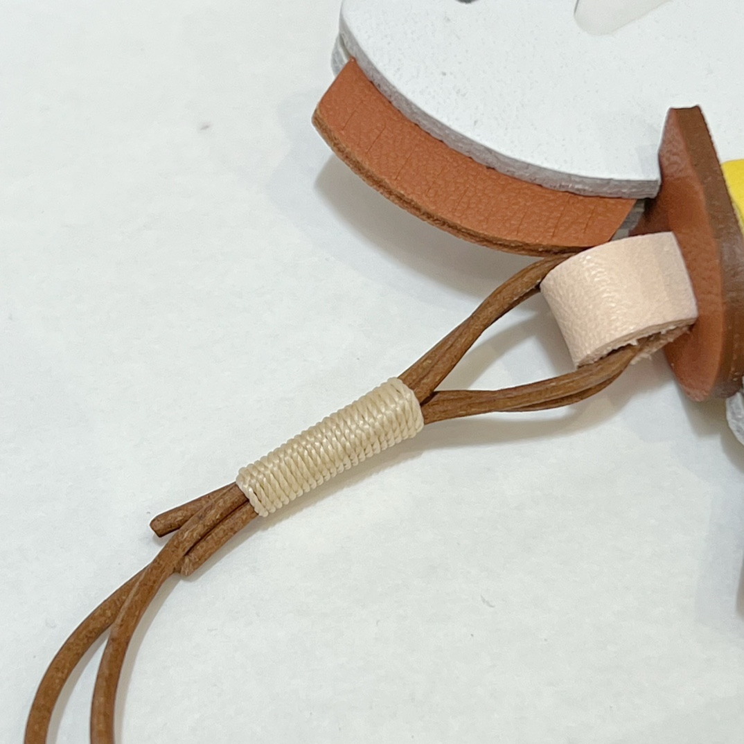 hermes Small pendant