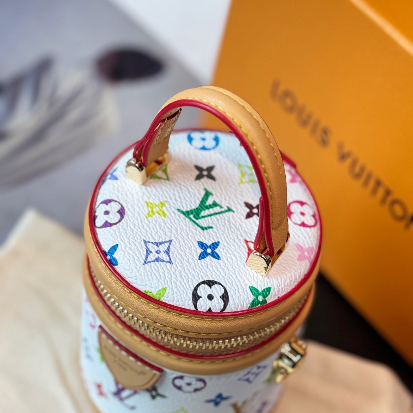 LV Small pendant