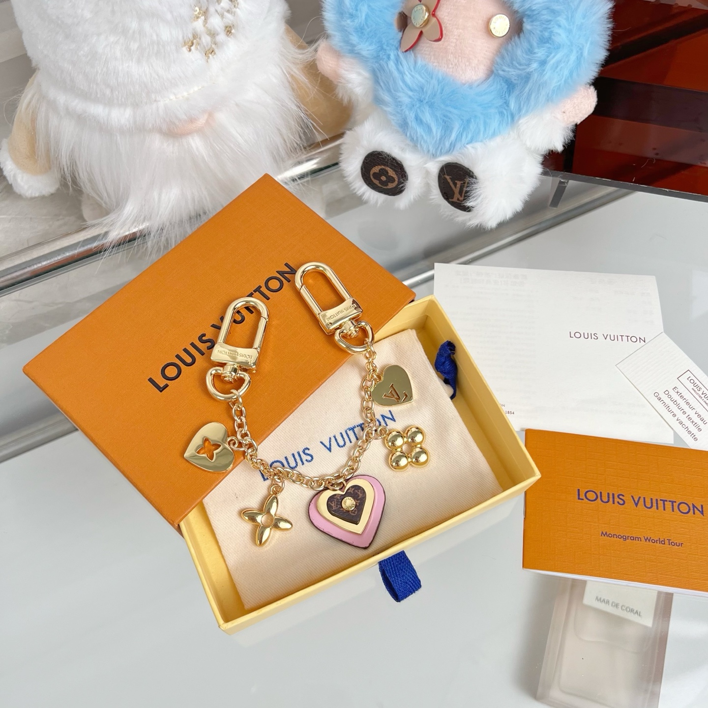 LV Small pendant