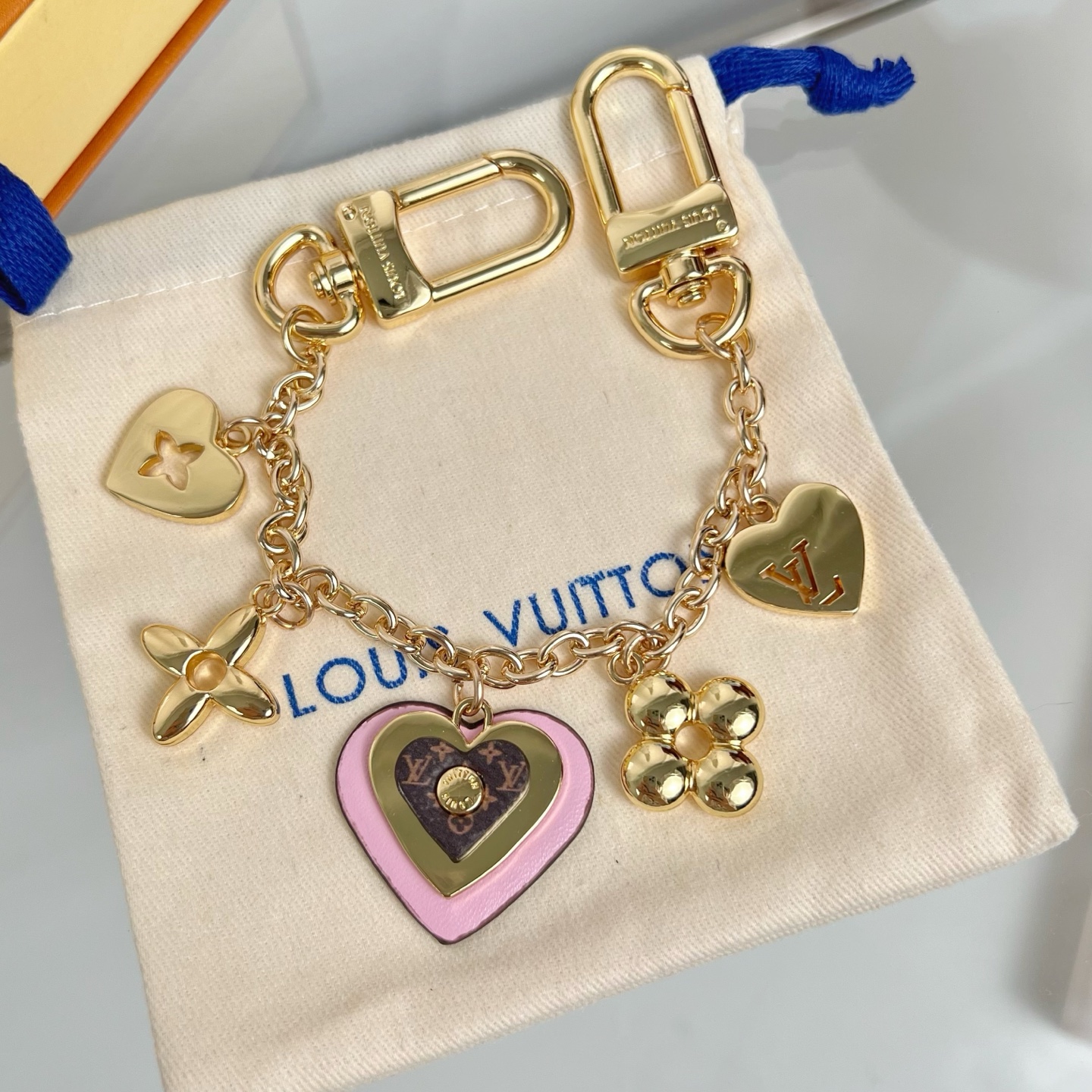 LV Small pendant