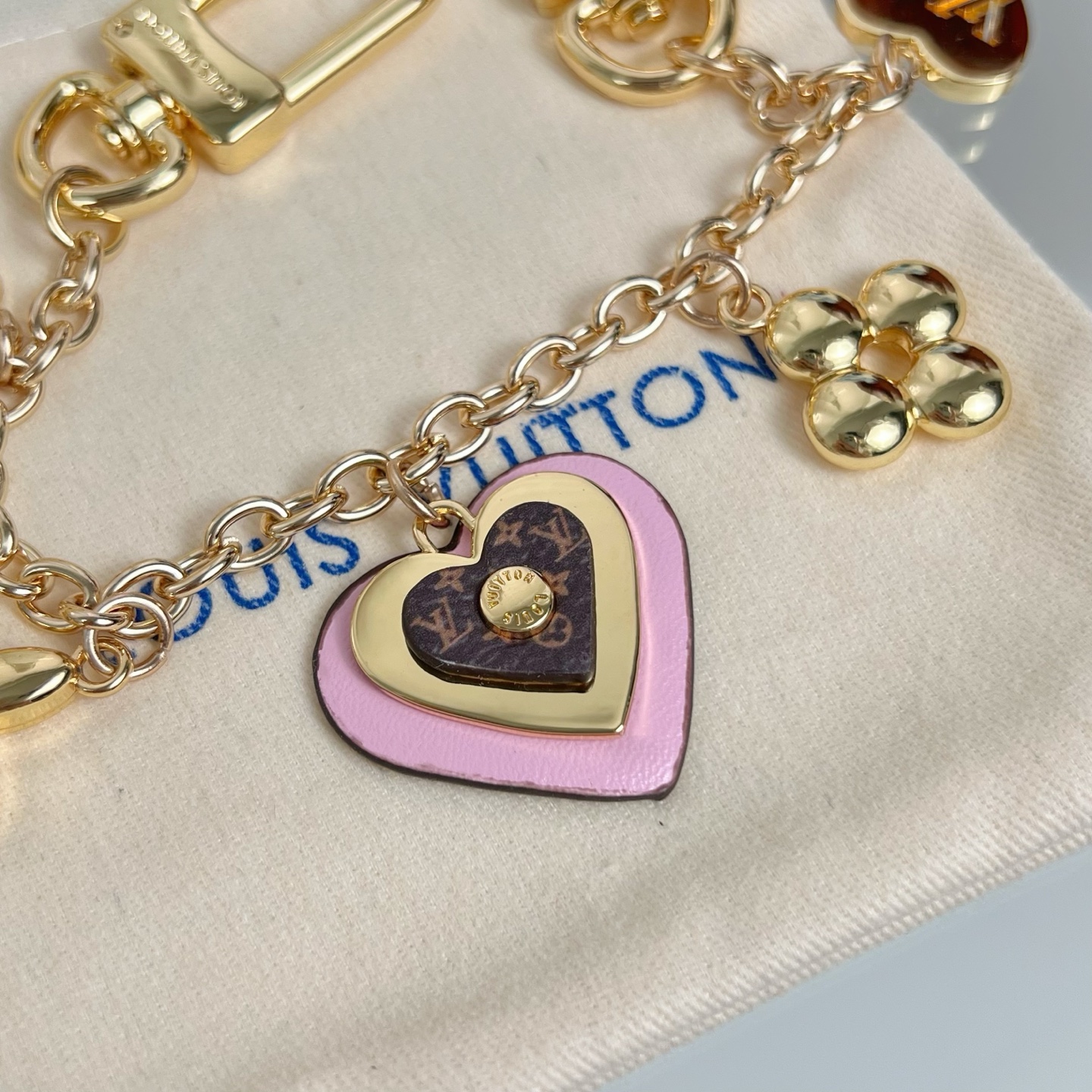 LV Small pendant