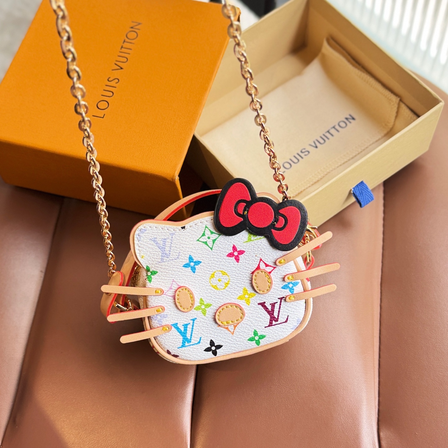 LV Small pendant